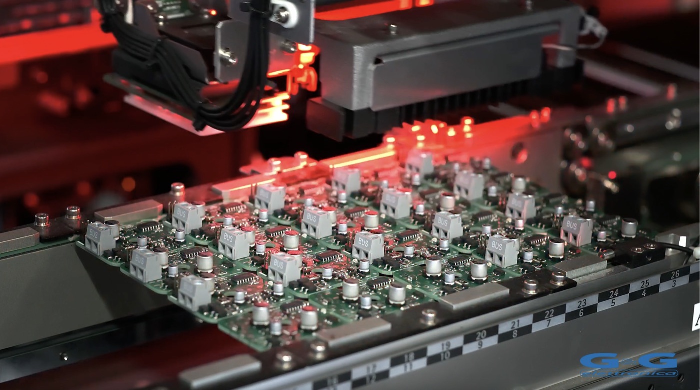 Saldatura sulla linea di produzione G&G Elettronica